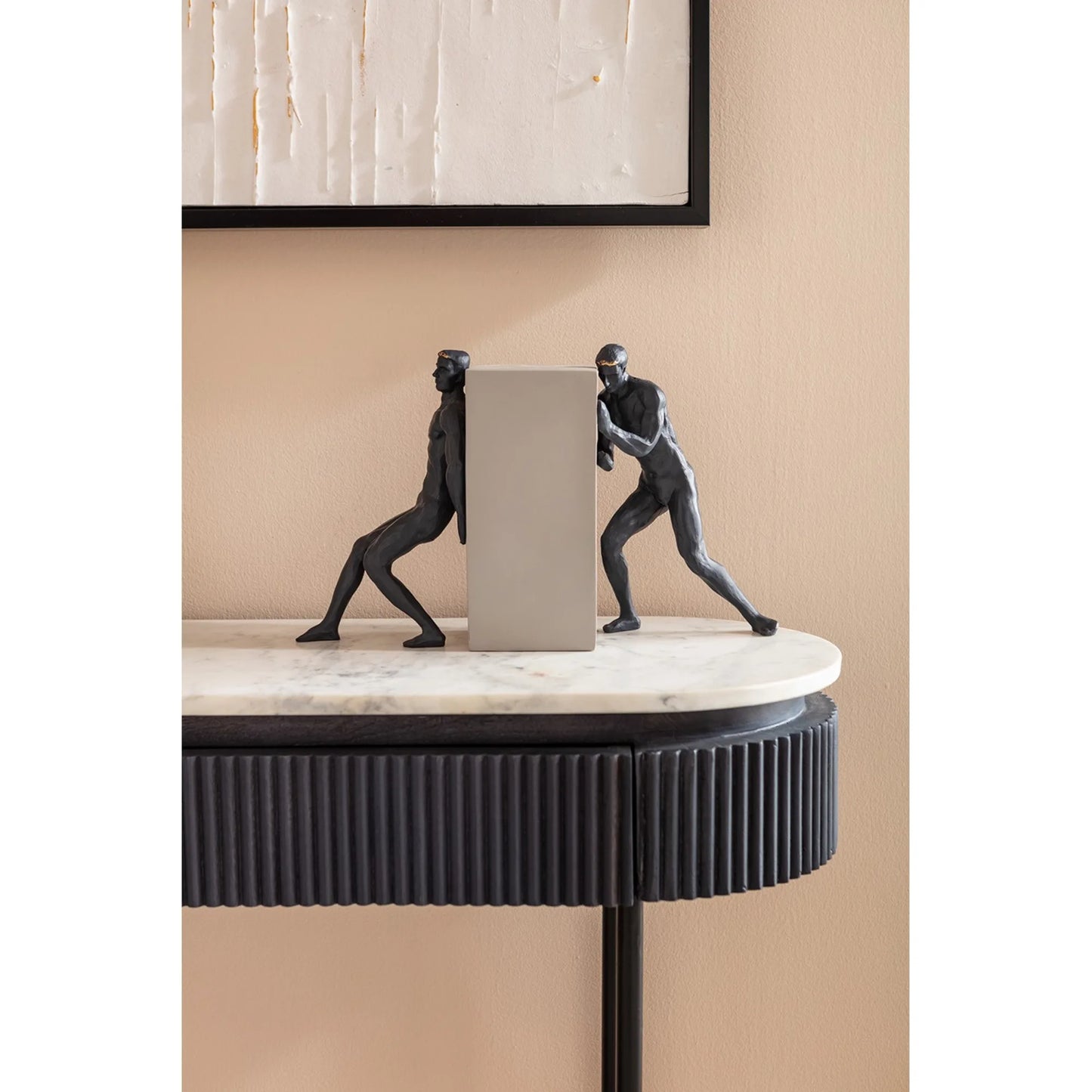 Statuette hommes lutte en polyrésine bleue et blanche 23x38