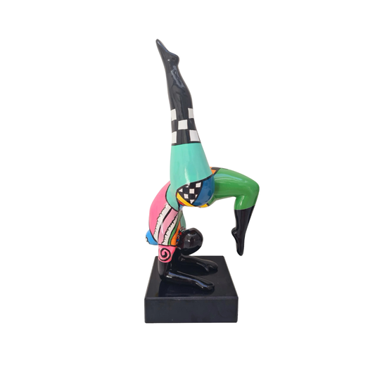 Sculpture "Nana Acrobate"