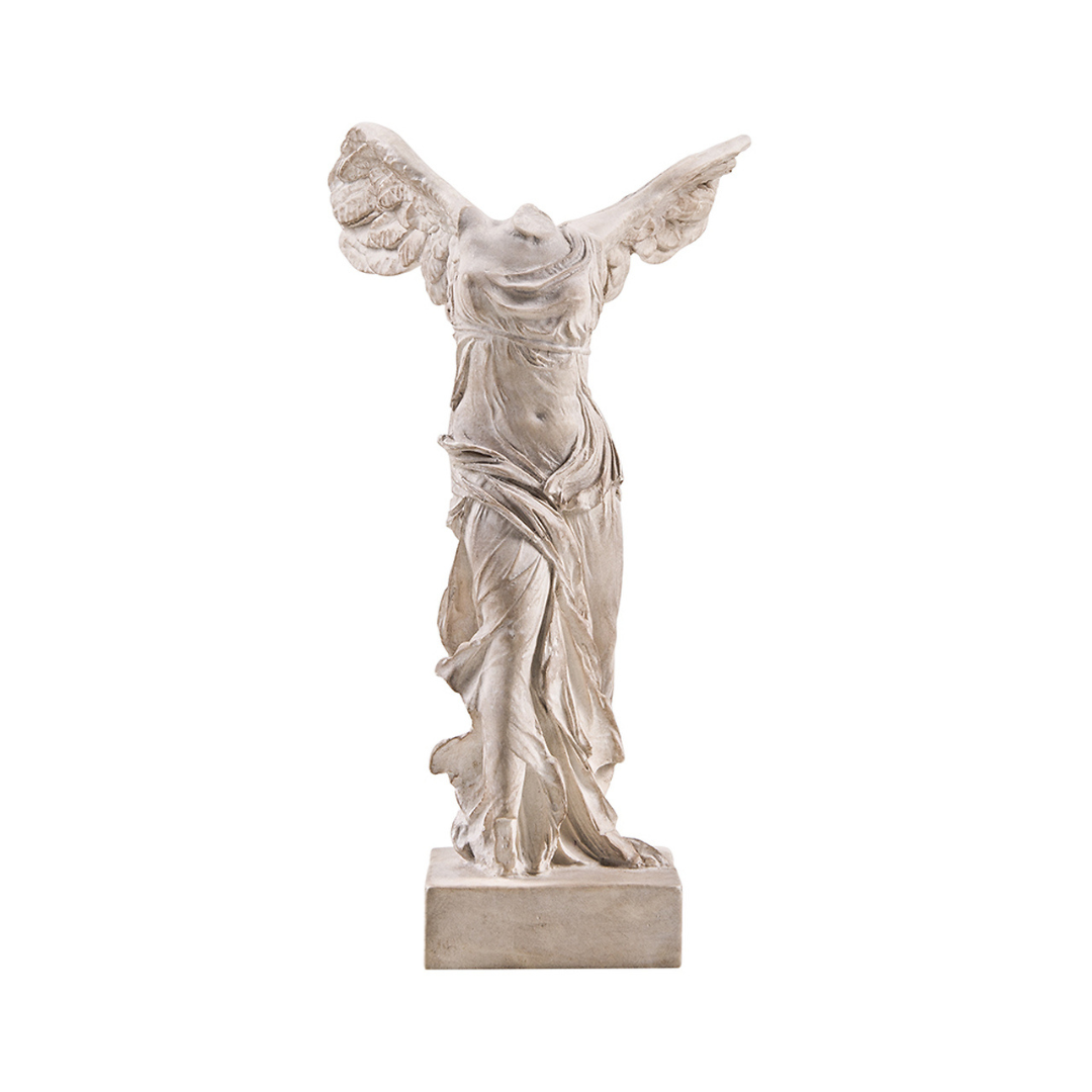 Sculpture “Victoire de Samothrace”