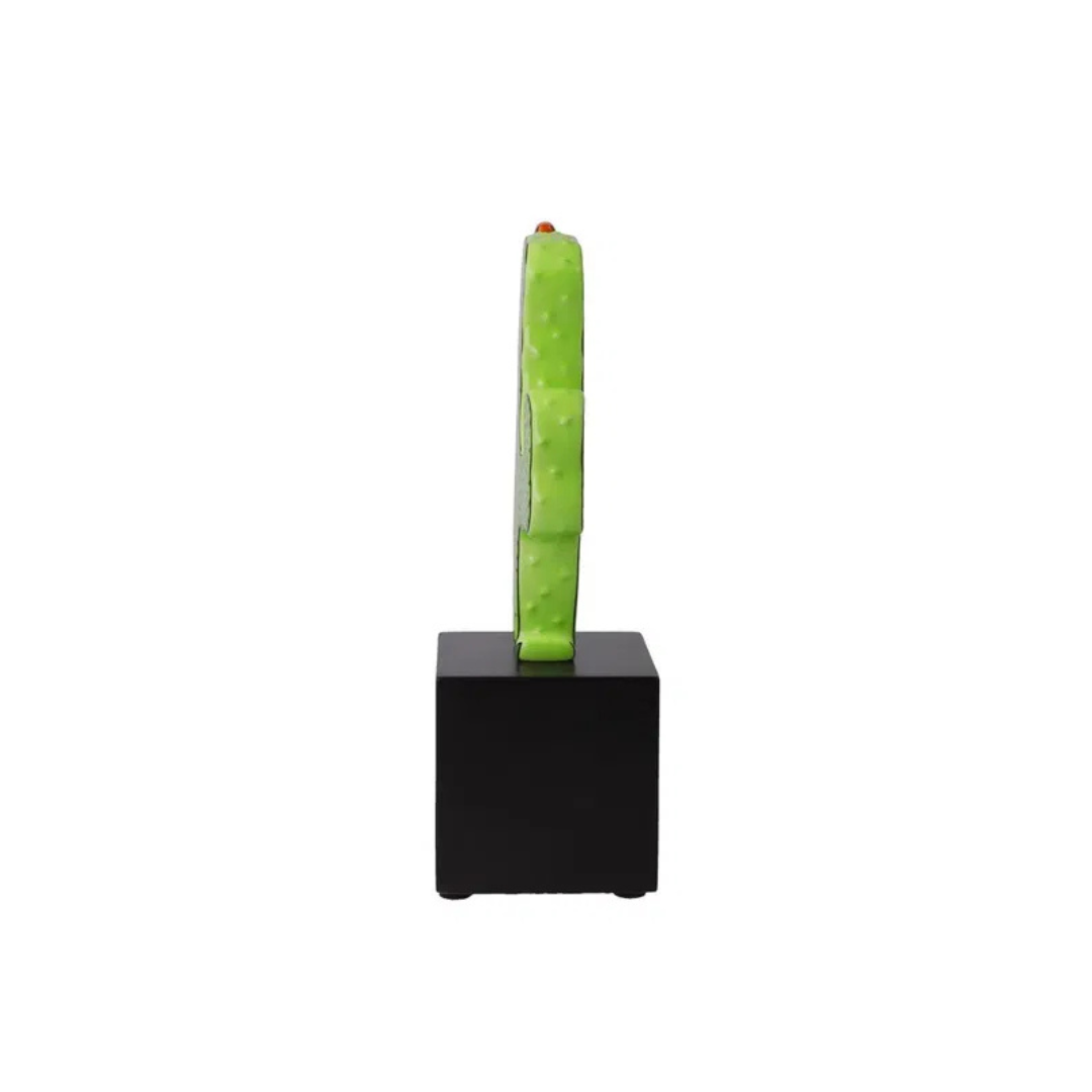 Figurine "Desert Life"