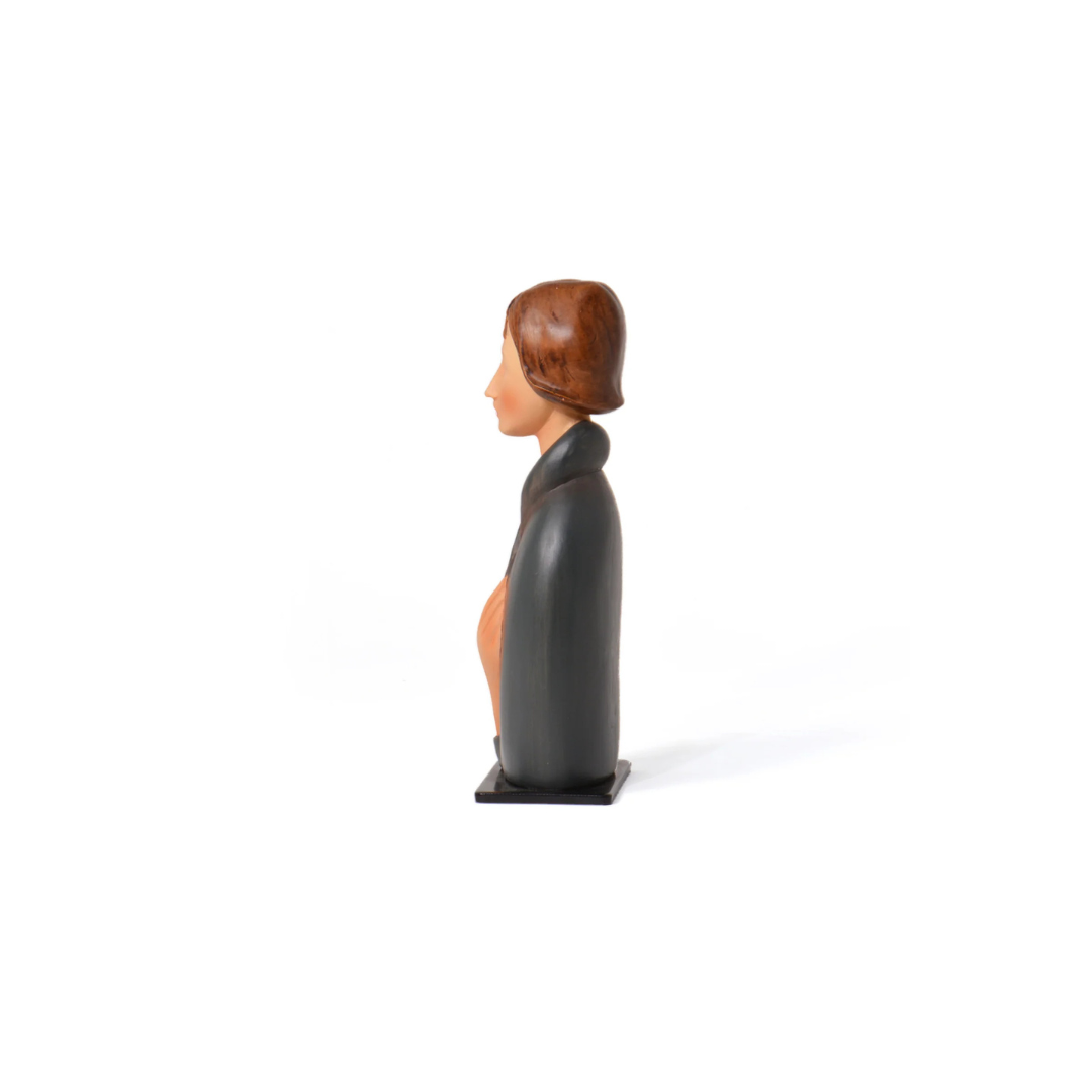 Statuette “Femme aux yeux bleus”