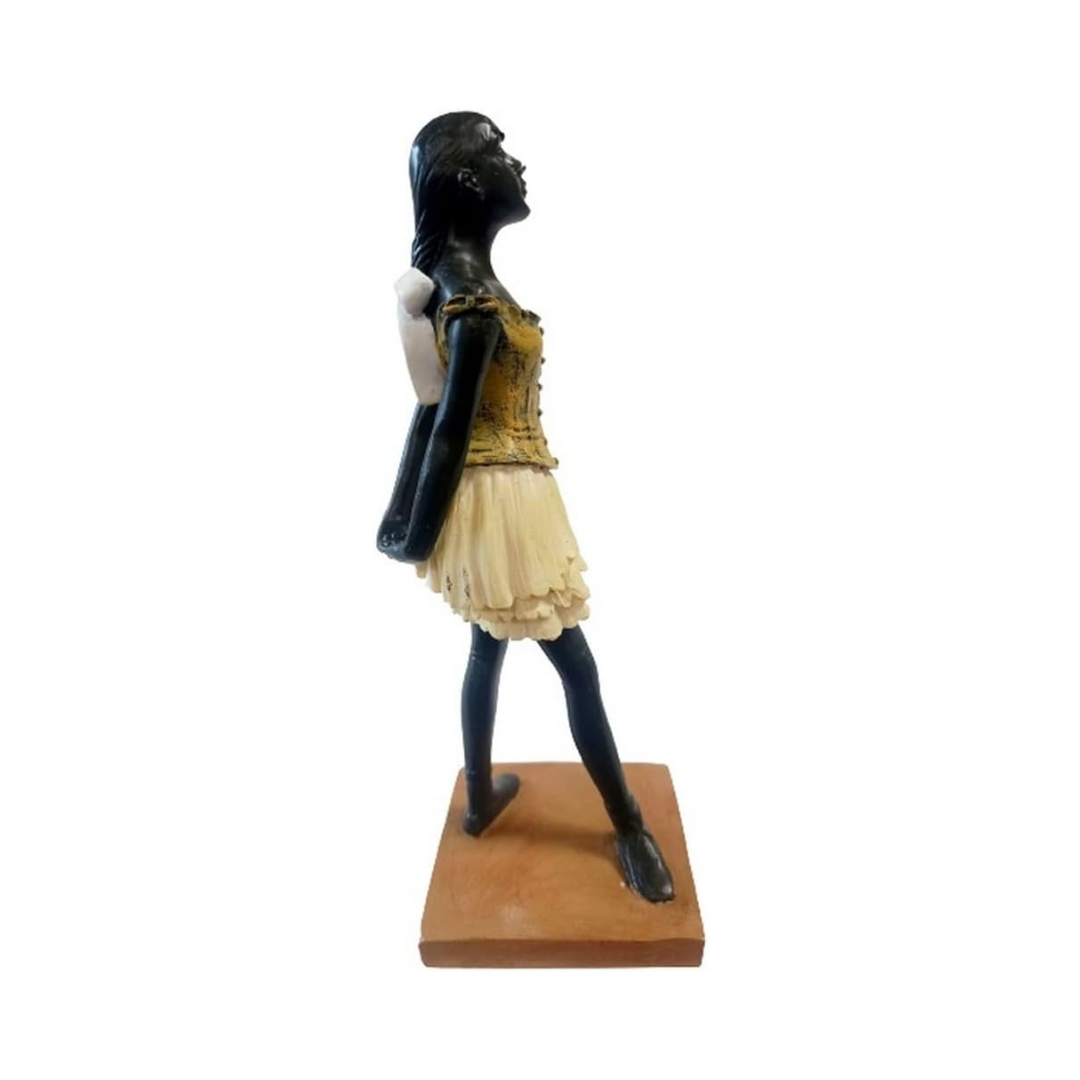 Sculpture “La Petite Danseuse de 14 Ans”