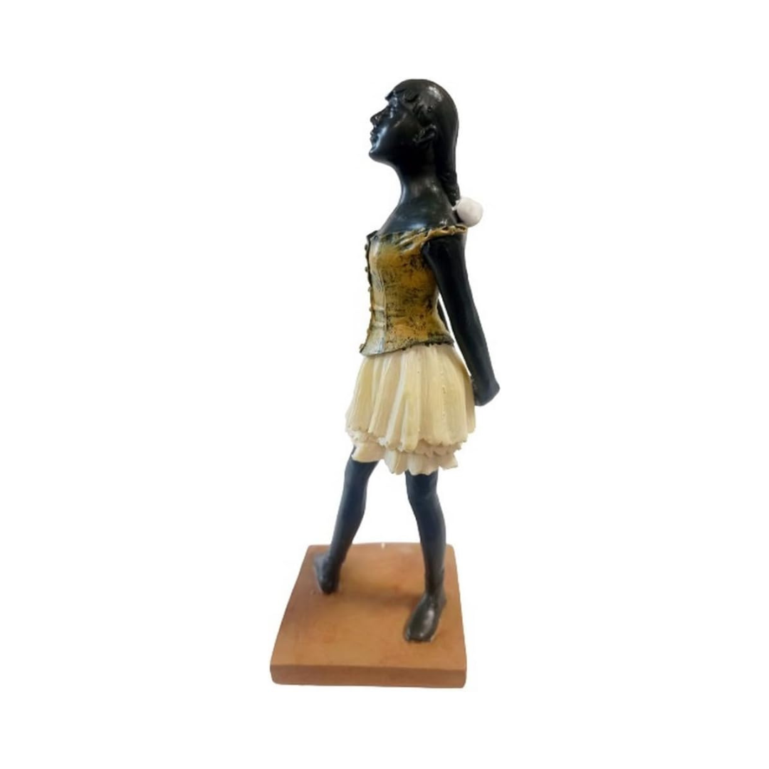 Sculpture “La Petite Danseuse de 14 Ans”