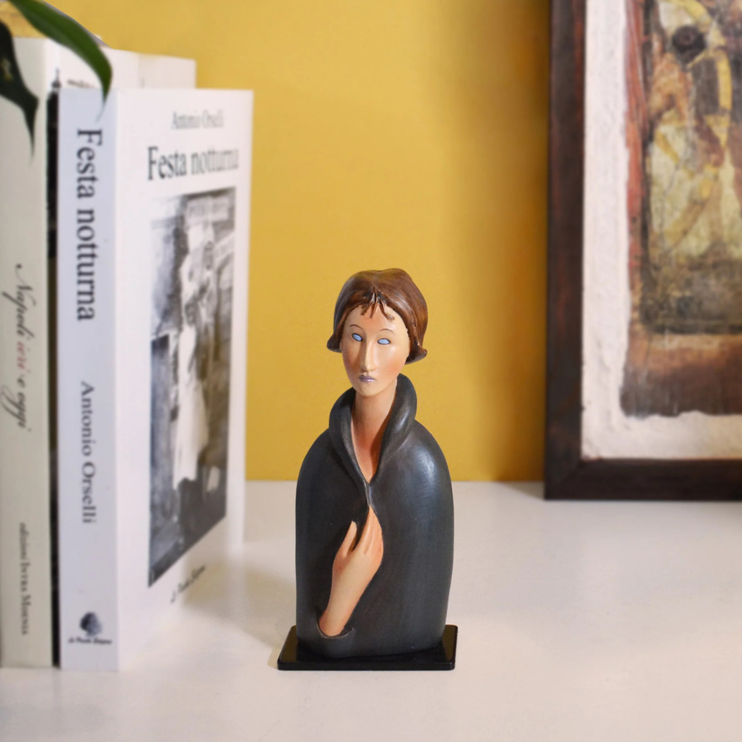 Statuette “Femme aux yeux bleus”